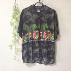 アロハシャツ