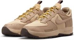 Nike エアフォース1ワイルド