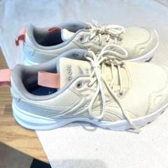 軽量メッシュスニーカー ライトベージュ　Reebok