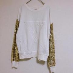 【GUESS】（XS）スパンコール付きプルオーバースウェット/ゴールドトレーナー