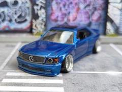 ホットウィールカスタム メルセデスベンツ 560白アルミリム1段リム☆トミカ改造 ホットウィールカスタム メルセデスベンツ 560銀アルミリム☆段