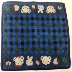 未使用 1枚　ファミリアfamiliarハンカチ（シェニール織）