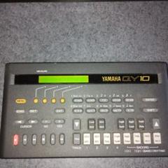 Amazon | YAMAHA ミュージック ハンディ・シーケンサー QY10