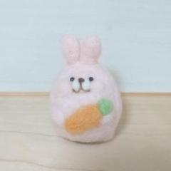 ココ☆ニンジンパンツのウサギリスちゃん　羊毛フェルト 羊毛フェルトウサギとニンジンセット - メルカリ