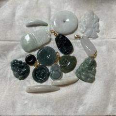 翡翠ペンダント 15個セット　新品ですが天然石特有の傷汚れ欠けあり