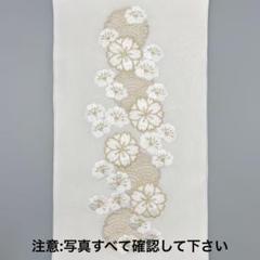 【値下げ】半襟　桜 お値下げ不可】刺繍半襟No33雪輪に桜梅（白地×白金銀） - メルカリ