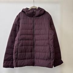 UNIQLO ライトダウン　フードコート　ボルドーのサムネイル