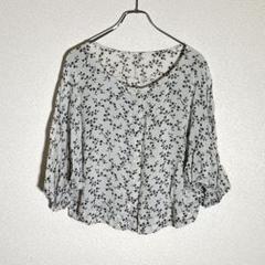 MAGALI/ ベルギーリネンクラシックブラウス off white - メルカリ