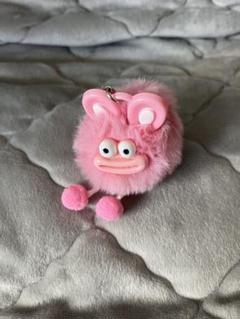 ふわふわピンクキャラクターキーホルダー