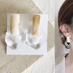 立体フック×クリア雫 ベージュ♡ハンドメイド ピアス イヤリング 大ぶり 透明