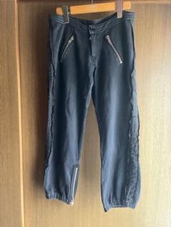 カジュアルパンツ ジッパーポケット付き