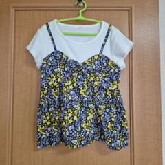 トップス　Tシャツ