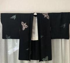 黒色　柄物　花　鳥柄　天狗　鬼　狐　ラメ入り　家紋入り　羽織のサムネイル