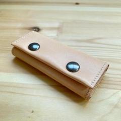 レザー キーケース ベージュのサムネイル