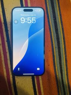 極美品 iPhone16 128G SIMフリー