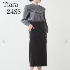 24SS 完売品　TIARA ティアラ　フリルネックブラウス