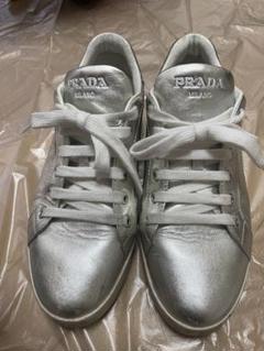プラダPRADA⭐︎スニーカー⭐︎シルバー シルバー（銀色）系 PRADA(プラダ) スニーカー(レディース