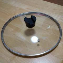 ベルフィーナフライパンの蓋26cm