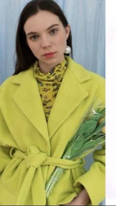 アンティアン✨anntian ✨vege flowerタートルカットソー アンティアン✨anntian ✨vege flowerタートルカットソー