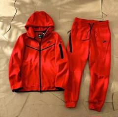 Nike テックフリース レッド ジャージ上下セット Lサイズ Nike テックフリース レッド ジャージ上下セット Lサイズ - メルカリ