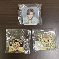 岩田剛典　BIGバストアップアクリルスタンド 岩田剛典 BIGアクリルスタンド - メルカリ