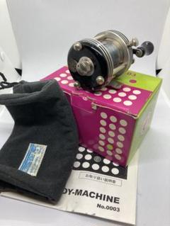 フロッグプロダクツ　TOY-MACHINE REVOLVER リール フロッグプロダクツのトイマシーン スーパーレイティブを2台
