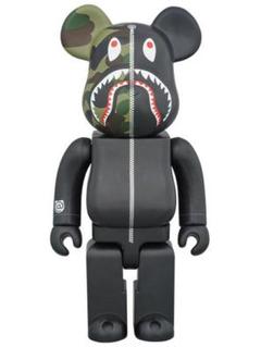 BAPE(R) 1st CAMO SHARK ベアブリック BLACK 400%