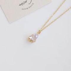 花模様しずく型ガラスチャームのネックレス（クリア）＊ハンドメイド