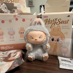 【値下げ中‼️正規品】LABUBU Have a seat HEHE 2025年最新】HAVE a seat labubuの人気アイテム - メルカリ