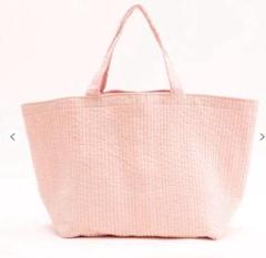 【2.3回のみの使用】PIONUNNAL ピオヌンナル　サムシング　サクラ pionunnalピオヌンナル 新作限定バッグピオヌンナル サムシング