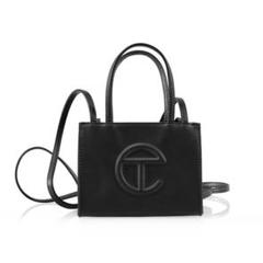 Telfar テルファー スモールロゴ ペンダント UNISEX 海外限定 DOUBLE TASSEL CHARM｜J&M DAVIDSON｜ジェイアンドエム