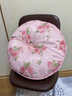 バラ　花柄ラウンドクッション　大　新品未使用