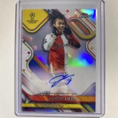 24-25 Topps Finest AYASE UEDA サインのサムネイル