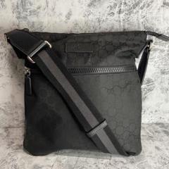GUCCI ショルダーバッグ　GGスプリーム　PVC レザー　斜め掛け GUCCI 295257GGスプリーム PVC×レザーショルダーバッグ - メルカリ