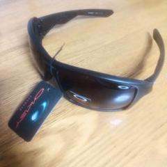 Oakley Eyewear ブラックサングラス