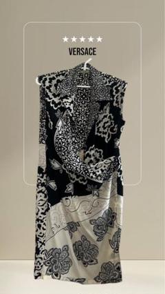 極美品】 ジャンニヴェルサーチクチュールパンツレギンス総柄花柄m