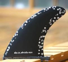 新品おすすめQuiksilver7インチシングルフィン 　説明あり。