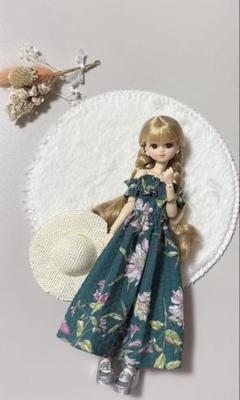 22cmドール服 グリーン ボタニカルフラワー オフショルワンピース♡単品