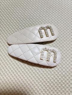 MIUMIU レザーヘアピン　ピンク MIU MIU ヘアクリップ ピンク ノベルティ
