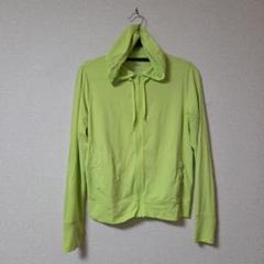 ユニクロ　UNIQLO　エアリズムUVカットメッシュパーカ　長袖　黄緑　グリーン