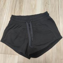 美品【 adidas by Stella McCartney 】ハーフパンツ 山 - メルカリ