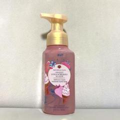 BBW ❁ スイートストロベリースクープ Bath and body works