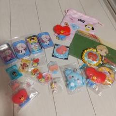 bts bt21 キムテヒョン　テテ　v グッズ　ガチャ　フィギュア BTS インザソム フィギュア 版 V テテ テヒョン - メルカリ
