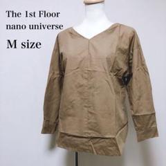 【ザファーストフロア ナノユニバース】 ノーカラー フリルバック プルオーバー