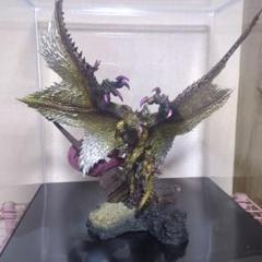 【開封美品】【正規品】シャガルマガラ　クリエイターズモデル　初版 イーカプコン |カプコンフィギュアビルダー クリエイターズ