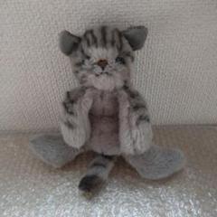 金曜まで赤字特価　日本製　アビシニアン　猫　ぬいぐるみ　メルカリのみ出品 Amazon.co.jp: 25 センチメートルベビーアニメぬいぐるみ