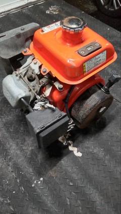 Kubota クボタ エンジン GR200 最大7.0PS★動作確認済み Kubota クボタ エンジン GR200 最大7.0PS☆動作確認済み - メルカリ