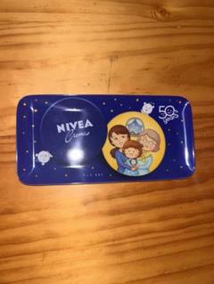 NIVEA 50周年記念 アクセサリーケース