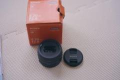 SONY E 20mm F2.8 単焦点レンズ 本体 sel28f28 - メルカリ