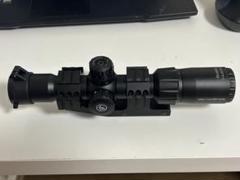 VECTOROPTICS ライフルスコープ（マスタング1.5-4×30 Amazon.co.jp: ベクターオプティクス ライフルスコープ Mustang